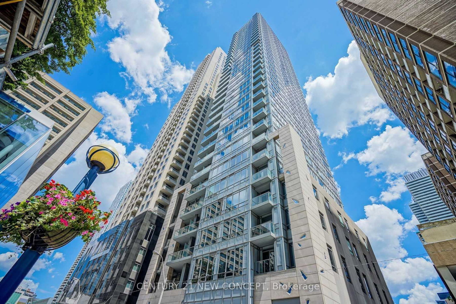 21-balmuto-street-toronto-ontario-c12962032