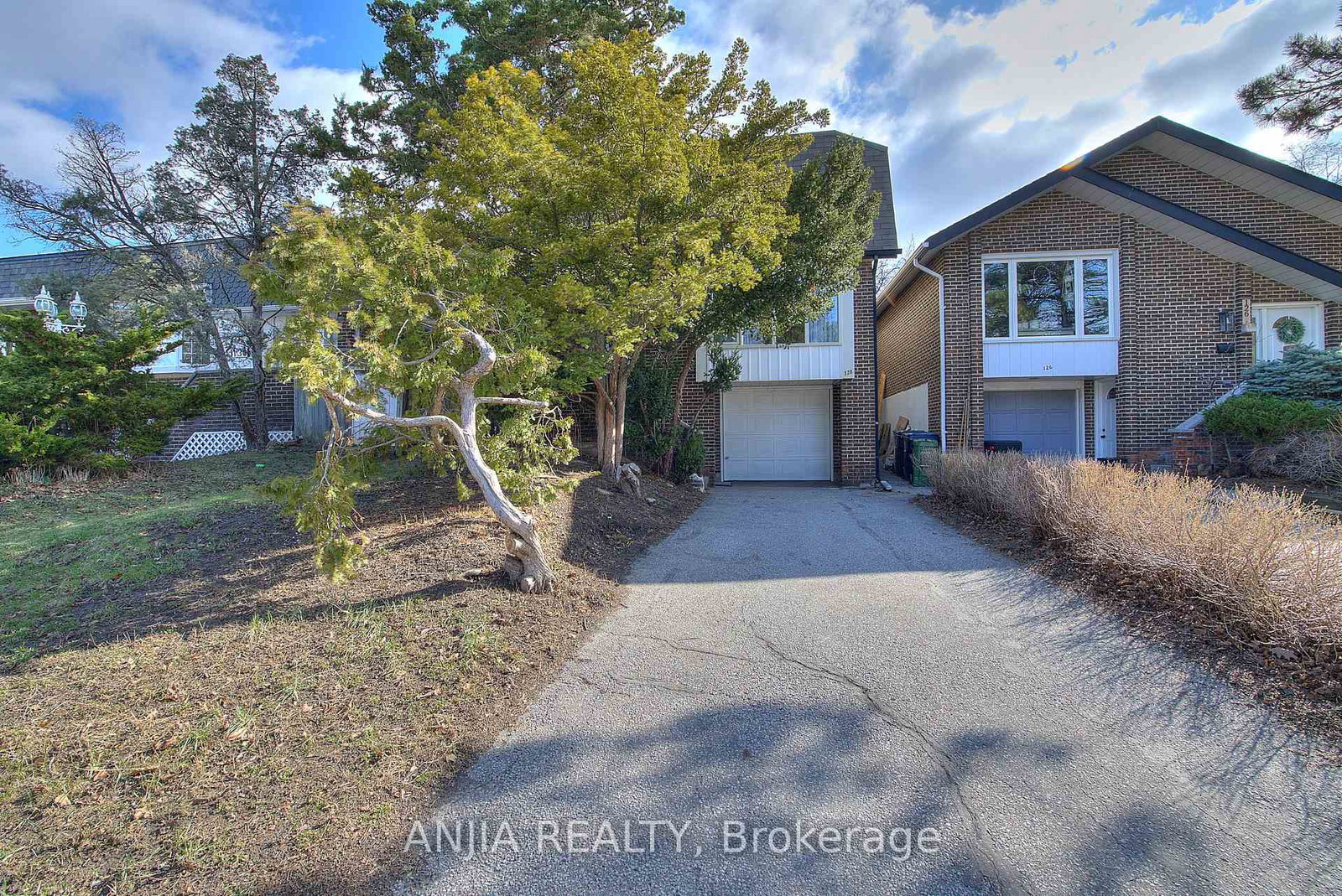 128-loganberry-crescent-north-york-ontario-c12962102