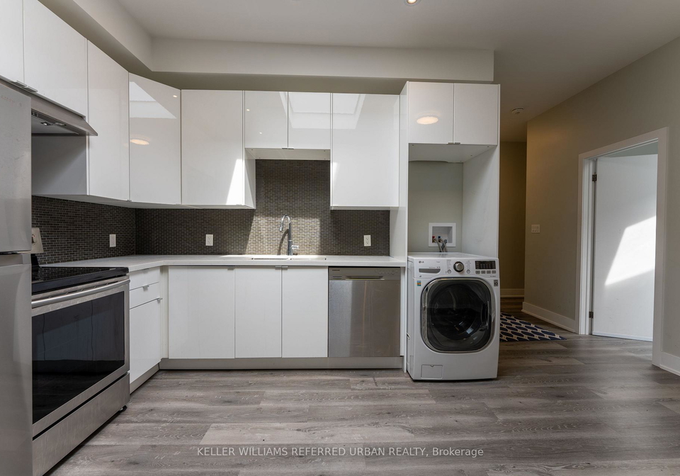 400-queen-street-w-toronto-ontario-c12962108