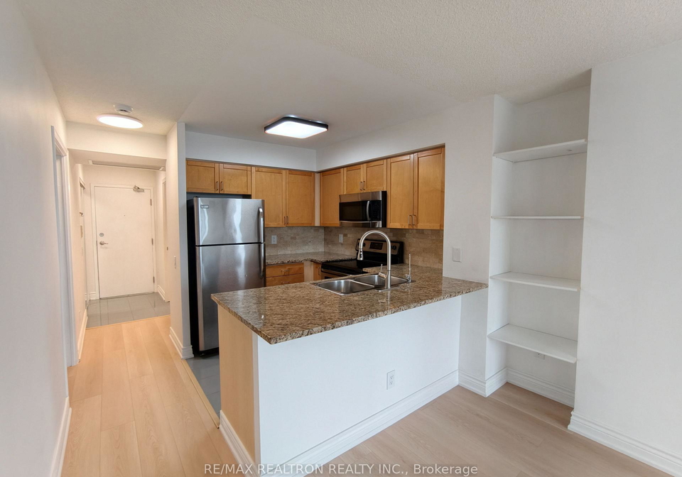 30-harrison-garden-boulevard-north-york-ontario-c12962326