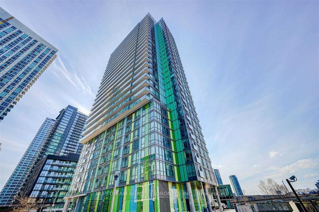 170-fort-york-boulevard-toronto-ontario-c12962392