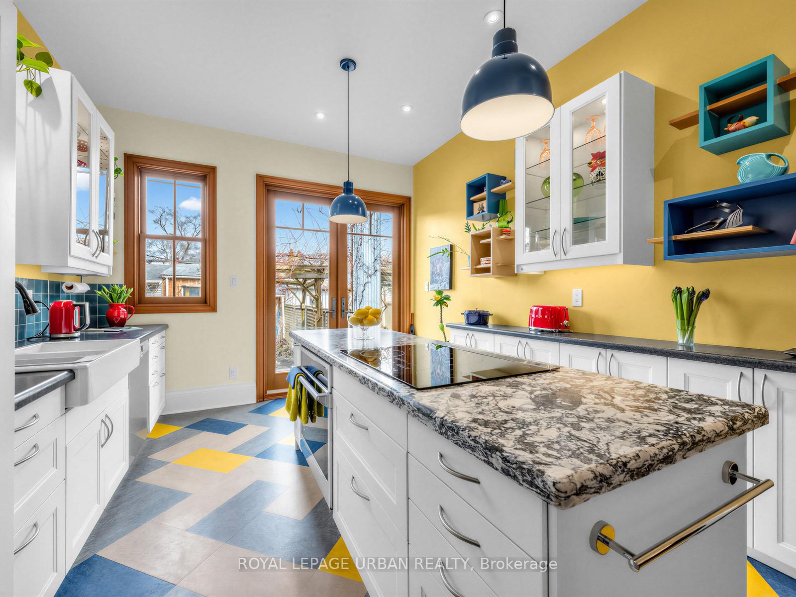 33-euclid-avenue-toronto-ontario-c12962754