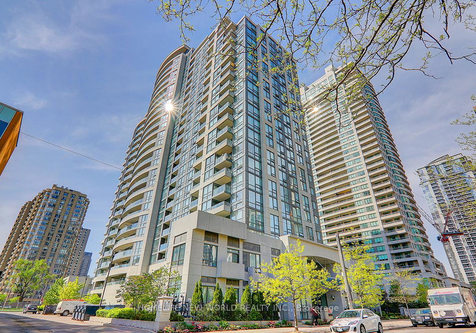 35-hollywood-avenue-north-york-ontario-c12962880
