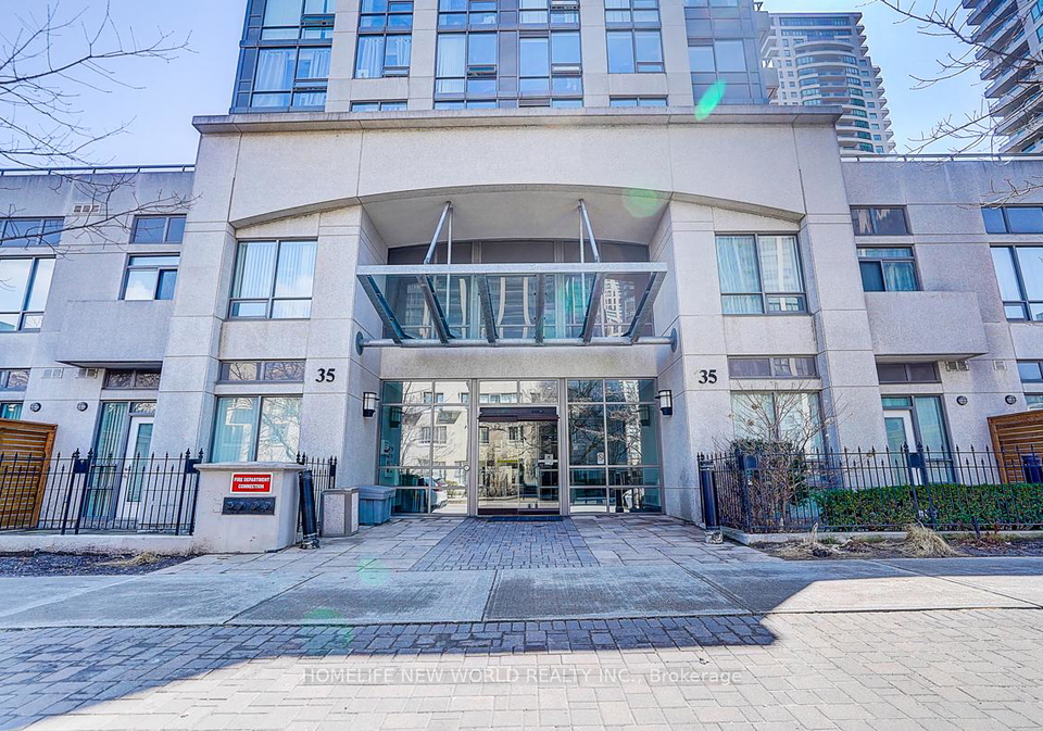 35-hollywood-avenue-north-york-ontario-c12962880