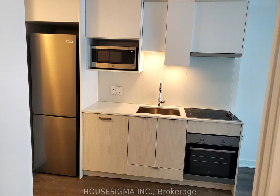 195-redpath-avenue-toronto-ontario-c12962958
