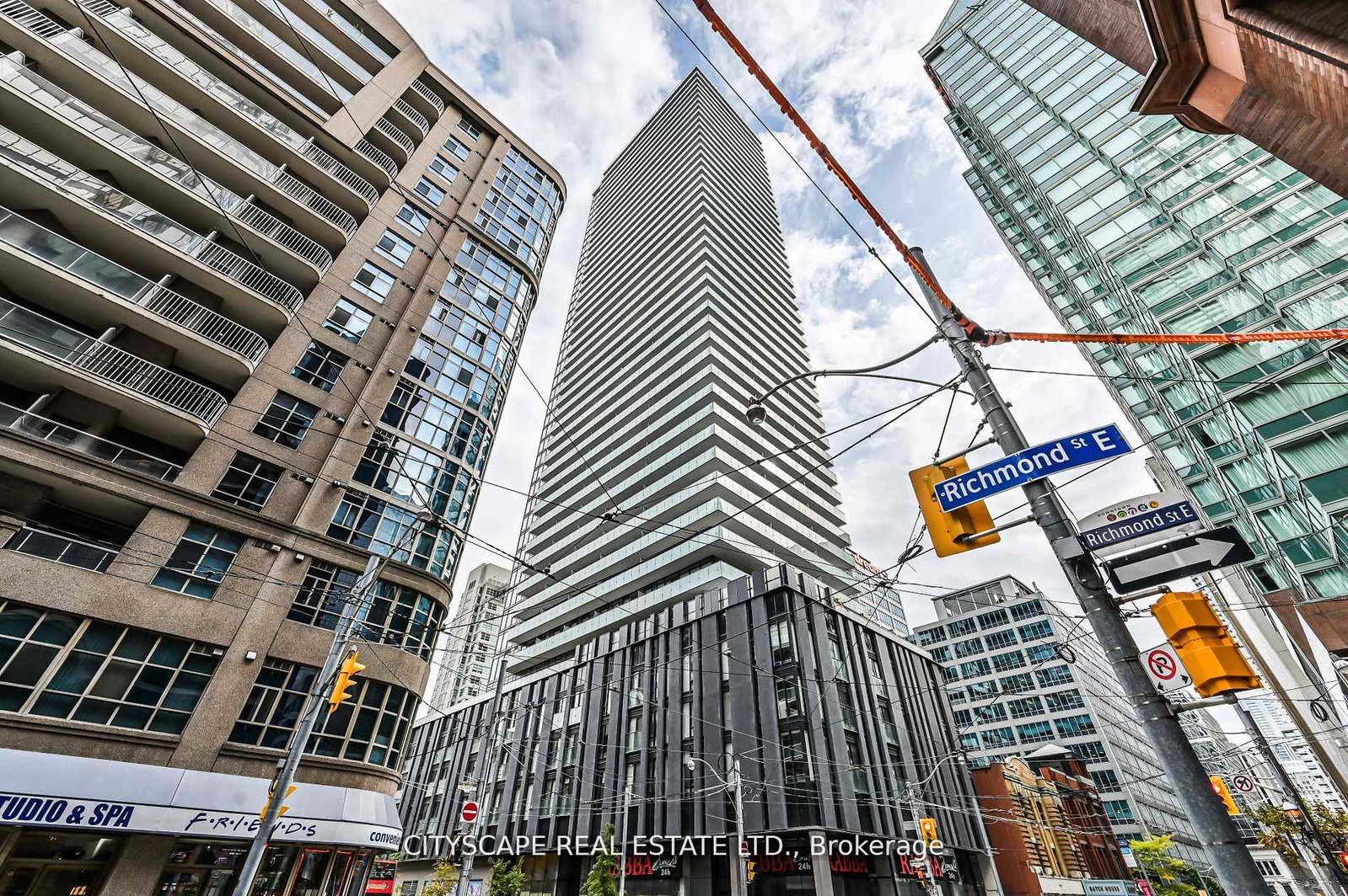 25-richmond-street-toronto-ontario-c12963308