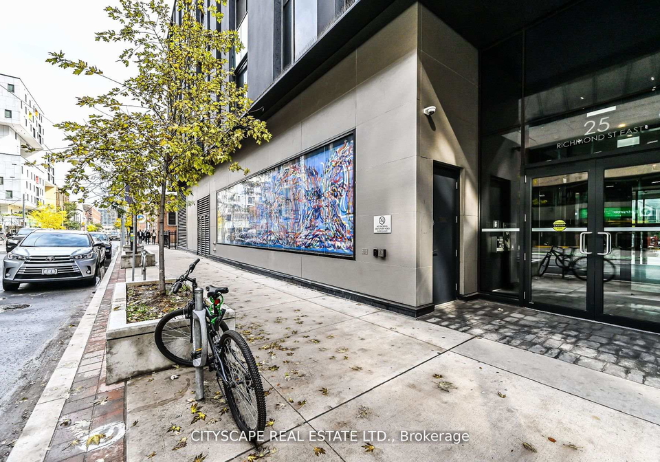 25-richmond-street-toronto-ontario-c12963308