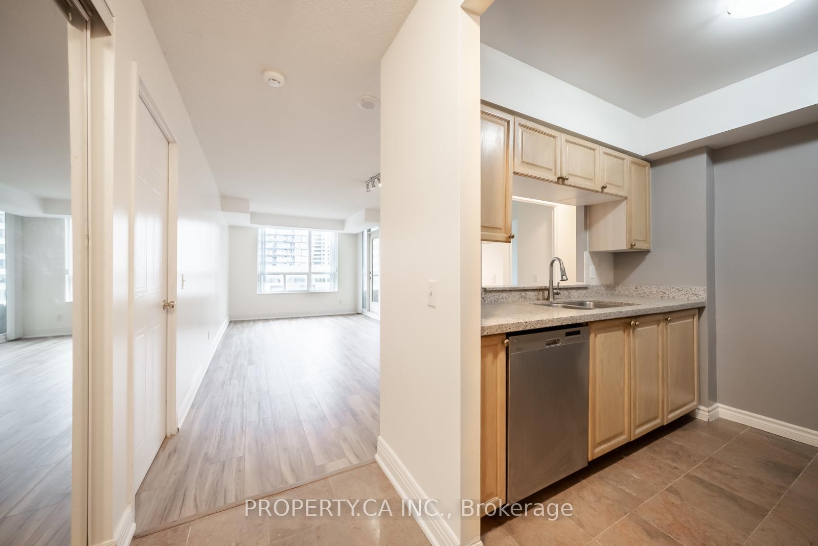 238-doris-avenue-north-york-ontario-c12963630