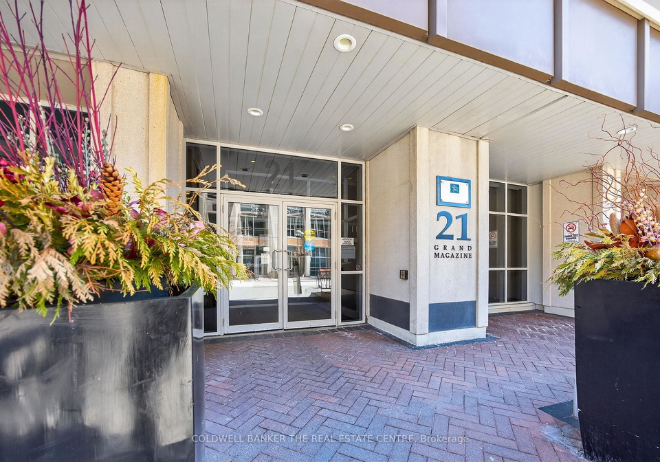 21-grand-magazine-street-toronto-ontario-c12963900