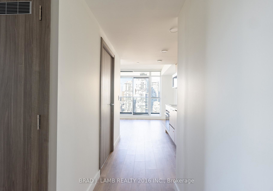 38-widmer-street-toronto-ontario-c12964110