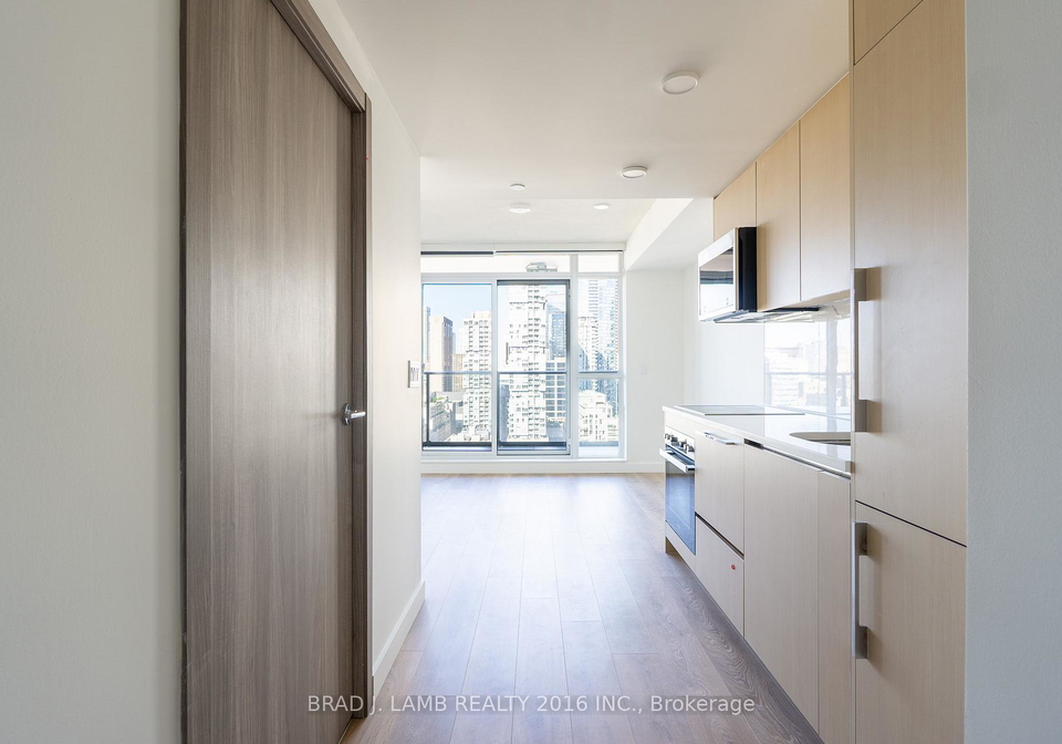 38-widmer-street-toronto-ontario-c12964110