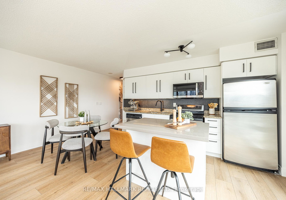 231-fort-york-boulevard-toronto-ontario-c12964232