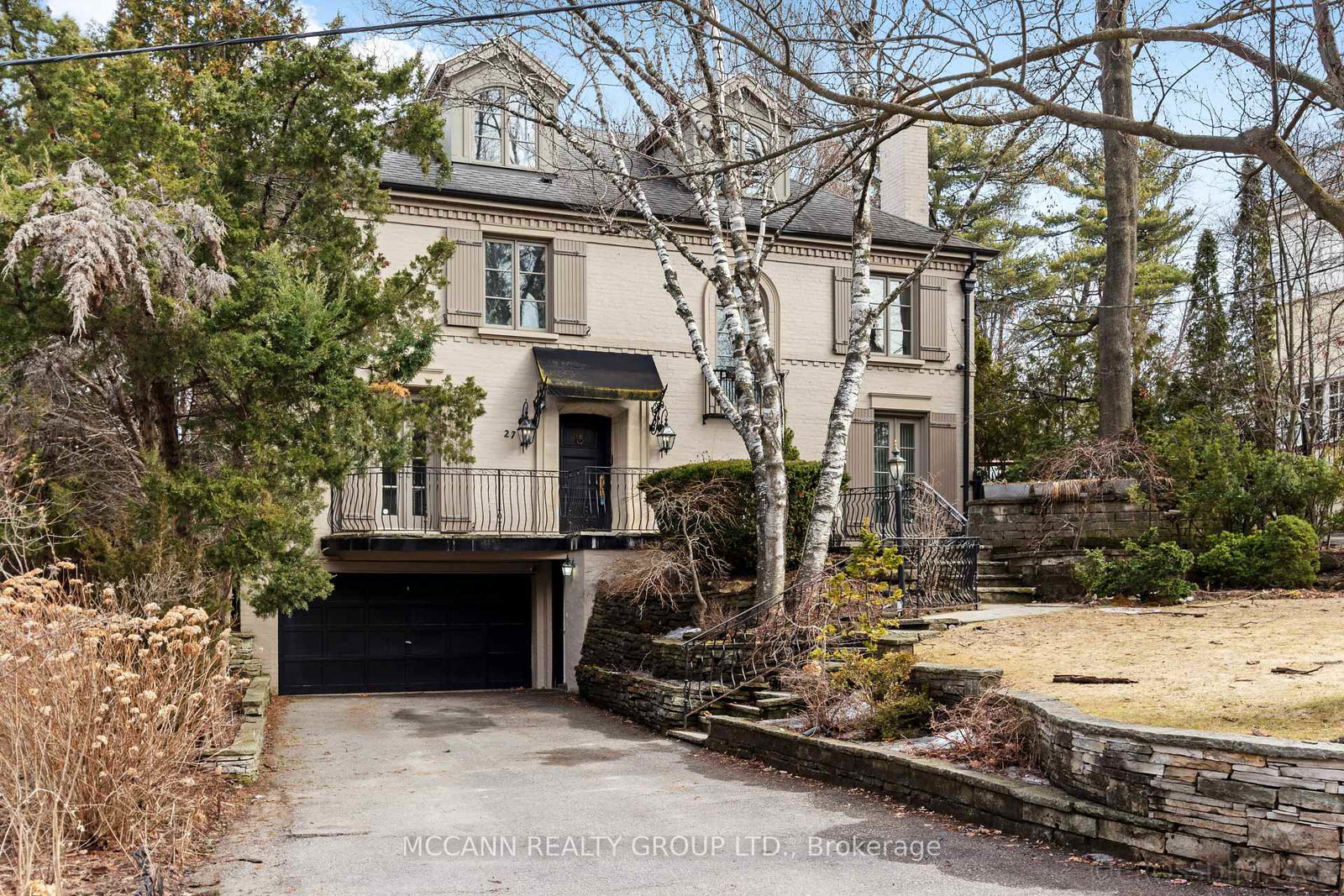 27-strathgowan-crescent-toronto-ontario-c12964454