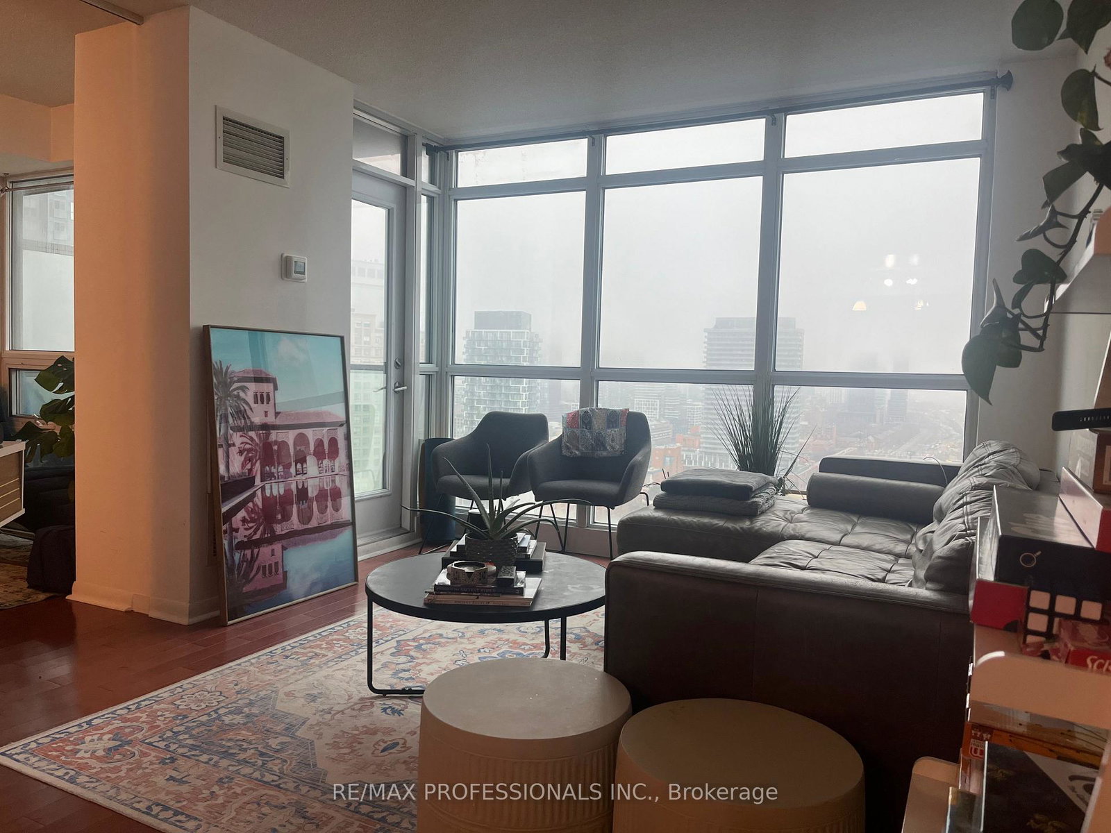 18-yonge-street-toronto-ontario-c12965376