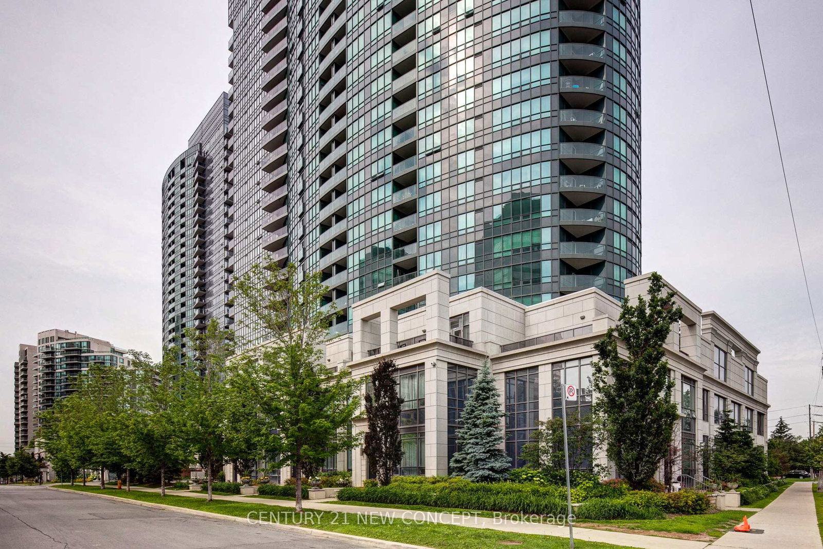 15-greenview-avenue-toronto-ontario-c12965380