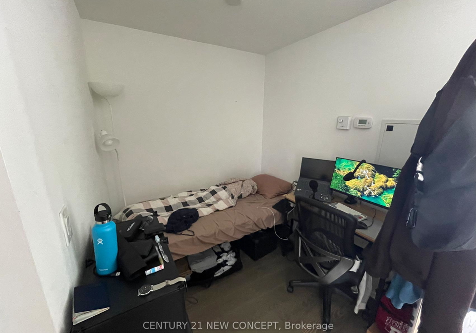 11-wellesley-street-w-toronto-ontario-c12965494