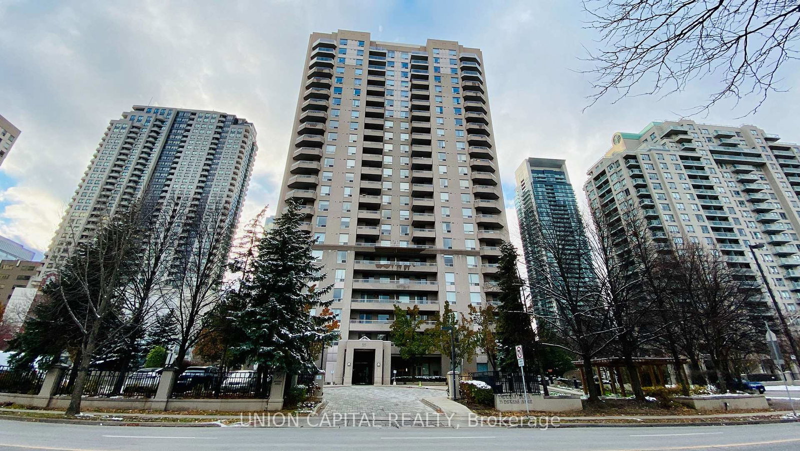 35-empress-avenue-north-york-ontario-c12965698