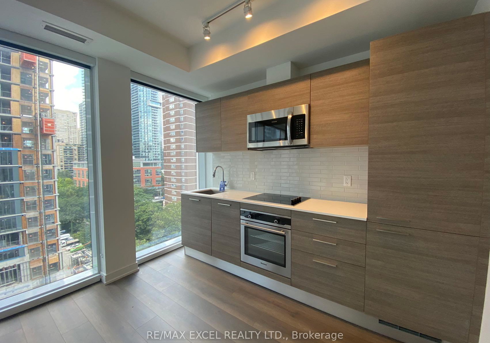 3-gloucester-street-toronto-ontario-c12965714