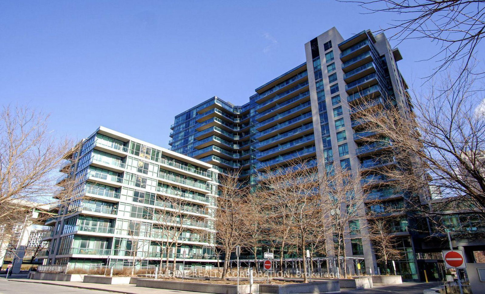 209-fort-york-boulevard-toronto-ontario-c12966000
