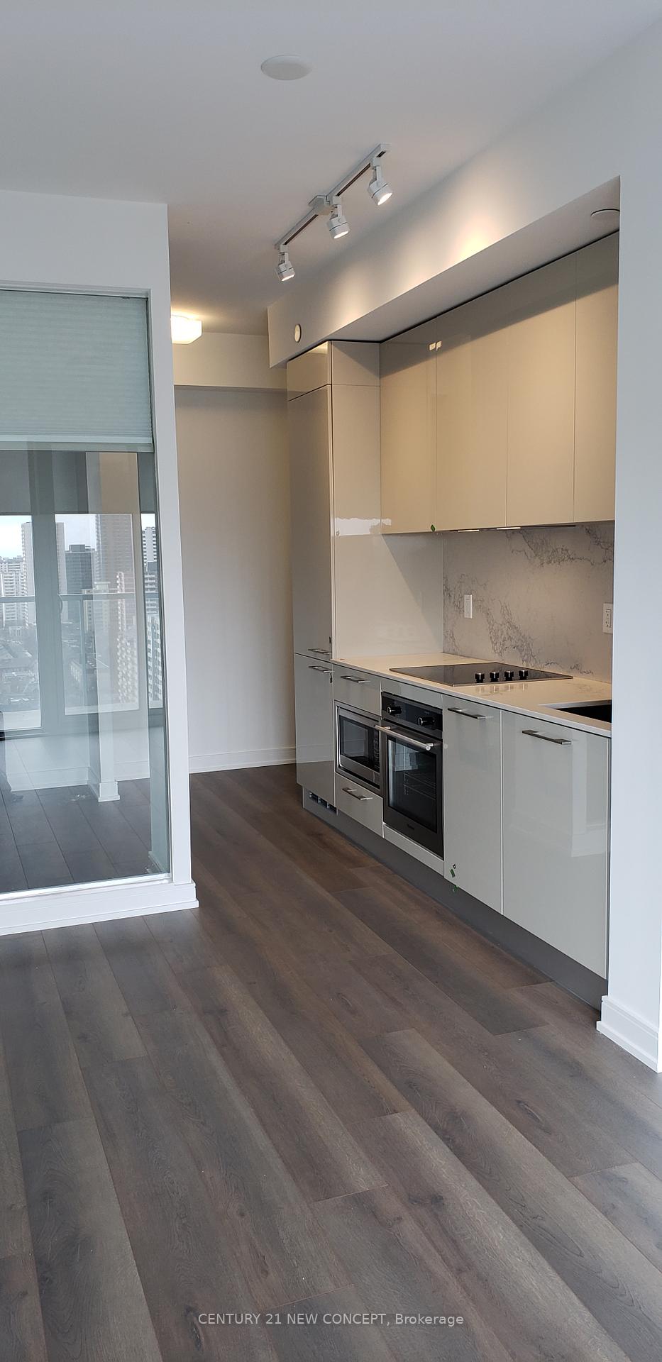 3-gloucester-street-toronto-ontario-c12966068