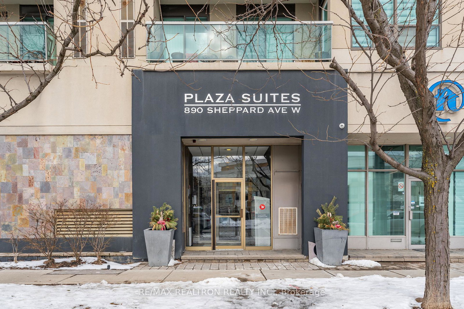 890-sheppard-avenue-w-toronto-ontario-c12966104