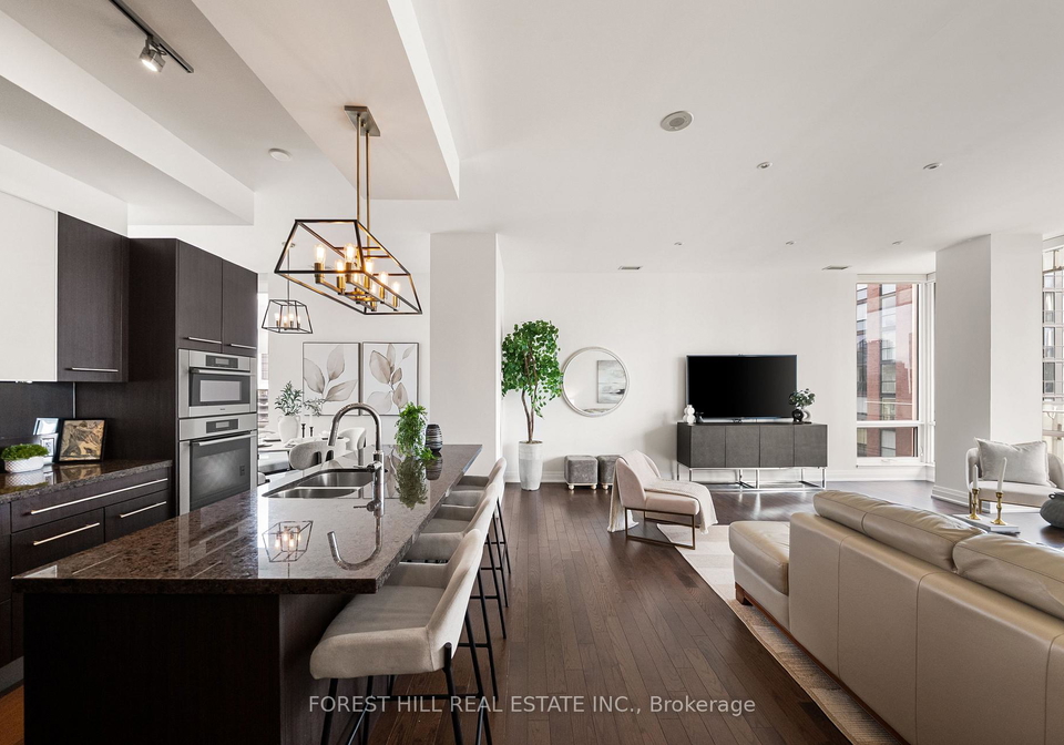 80-john-street-toronto-ontario-c12966164