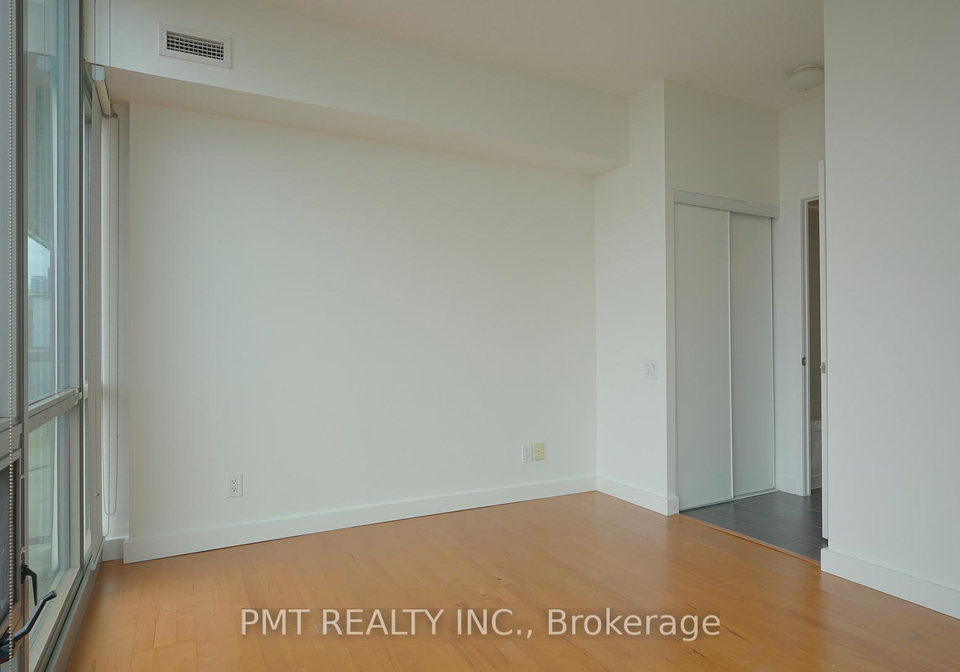 33-mill-street-toronto-ontario-c12966402