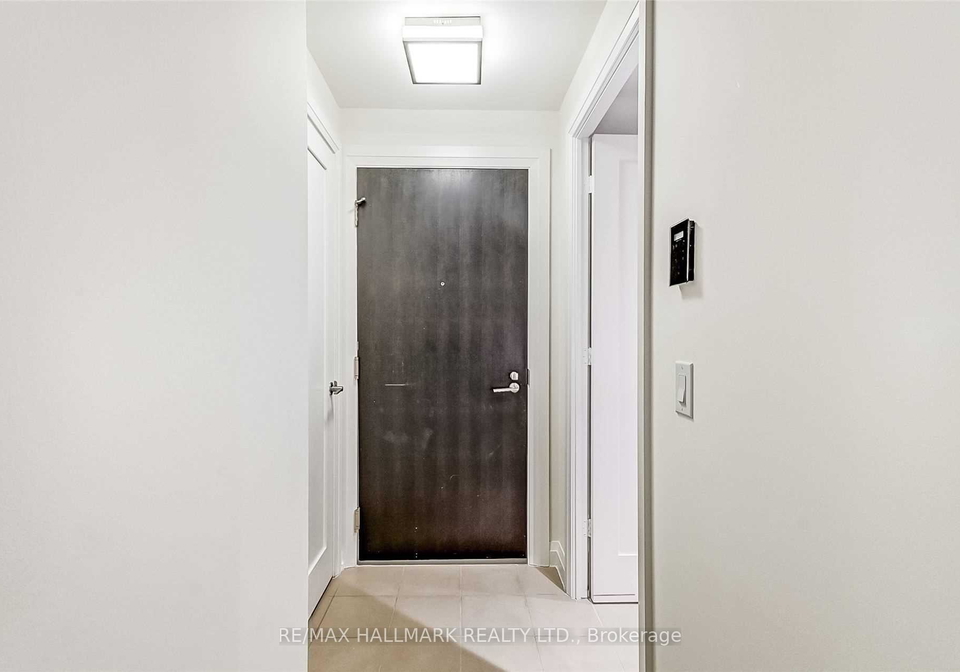 5-sheppard-avenue-e-north-york-ontario-c12966430