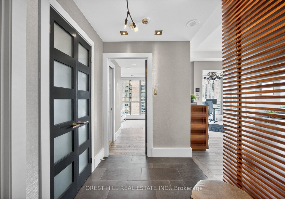 298-jarvis-street-toronto-ontario-c12966456