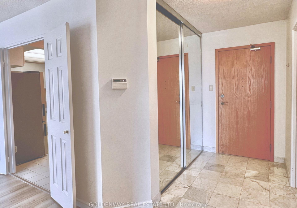 215-wynford-drive-east-york-ontario-c12966486
