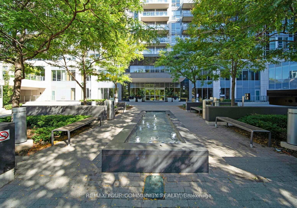 120-harrison-garden-boulevard-north-york-ontario-c12966578