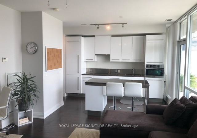 80-john-street-toronto-ontario-c12966998