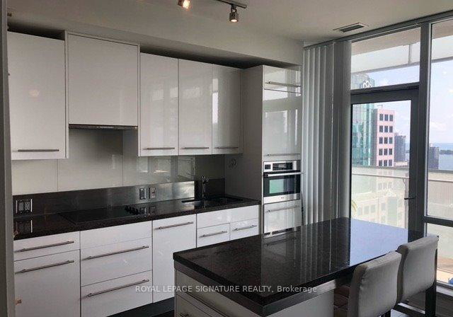 80-john-street-toronto-ontario-c12966998