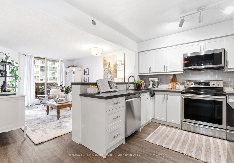 60-homewood-avenue-toronto-ontario-c12967376