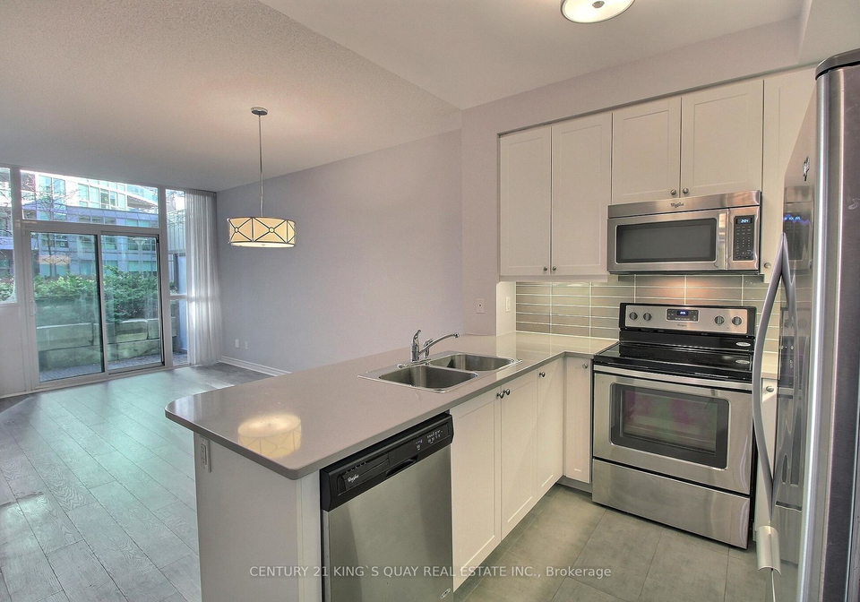 25-lower-simcoe-street-toronto-ontario-c12967514