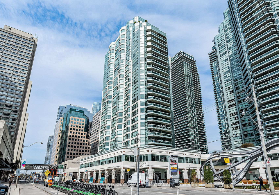10-queens-quay-w-toronto-ontario-c12967640