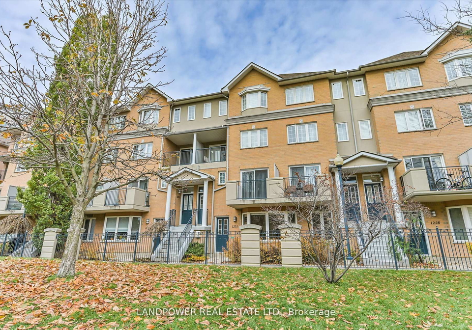 28-sommerset-way-north-york-ontario-c12967822