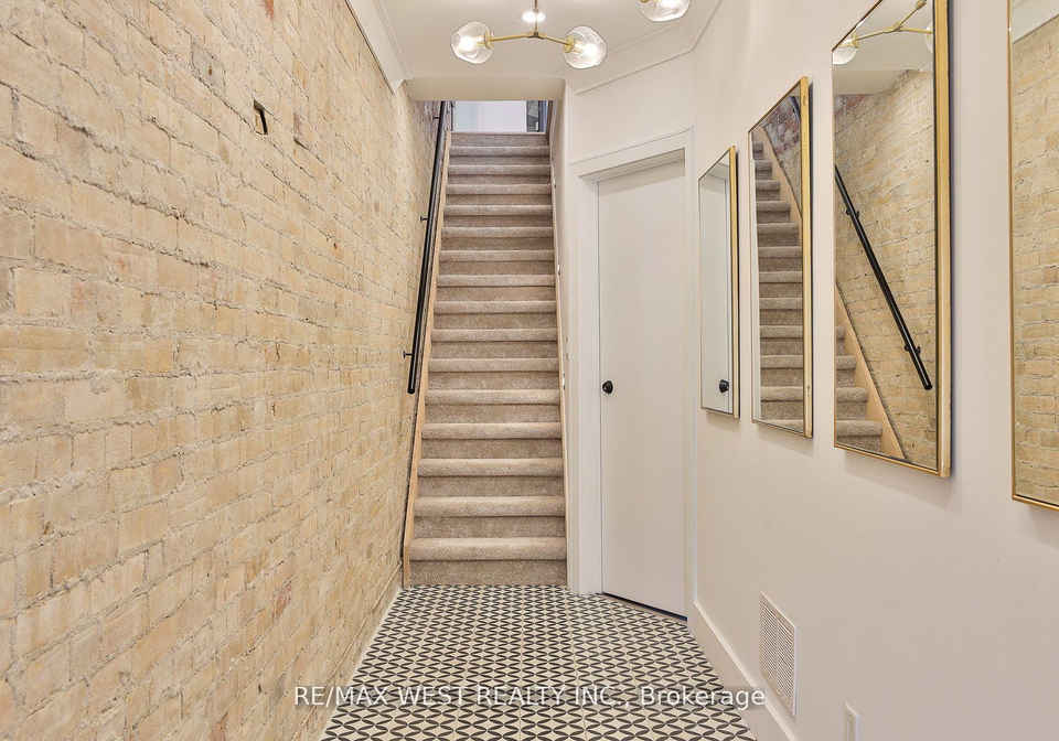 734-shaw-street-toronto-ontario-c12967862