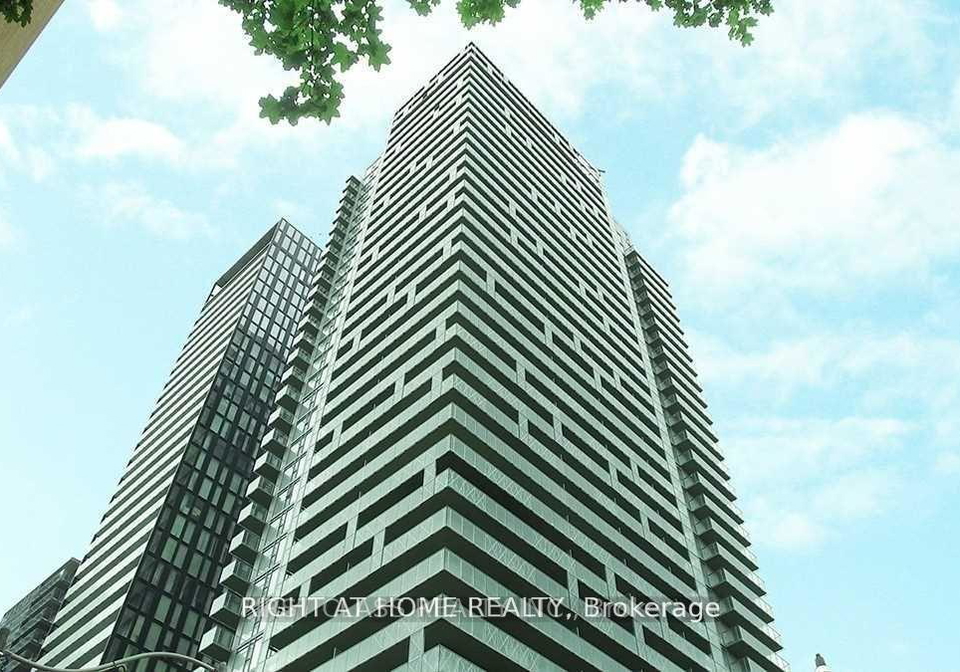 50-wellesley-street-e-toronto-ontario-c12967898