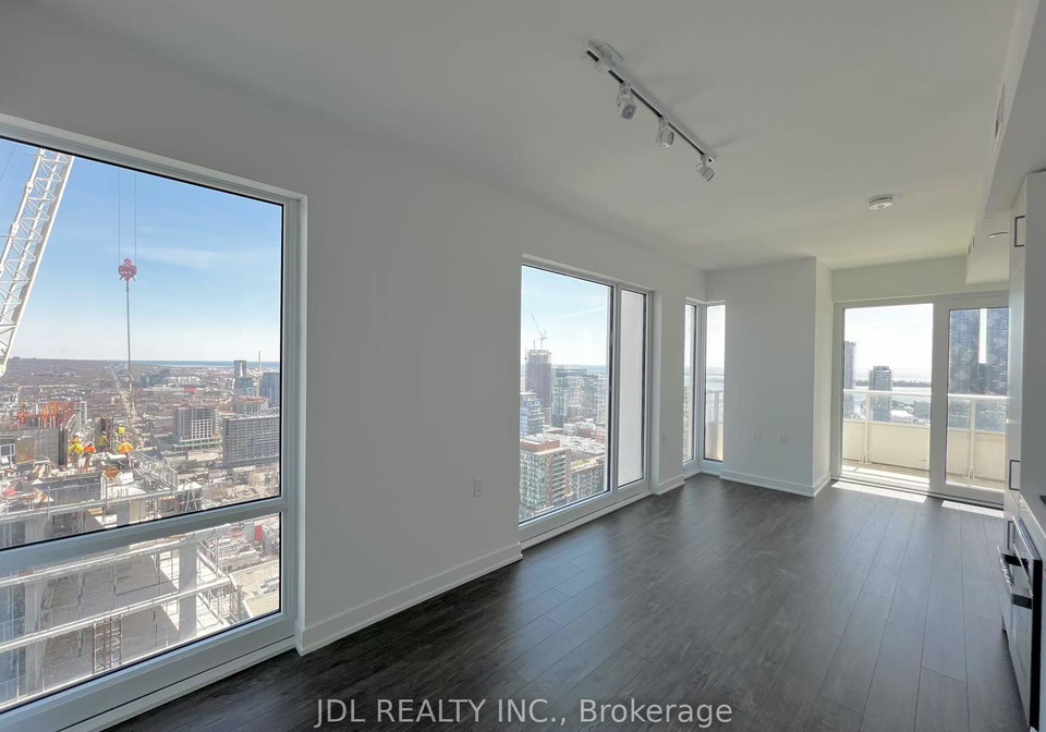 88-queen-street-e-toronto-ontario-c12967952