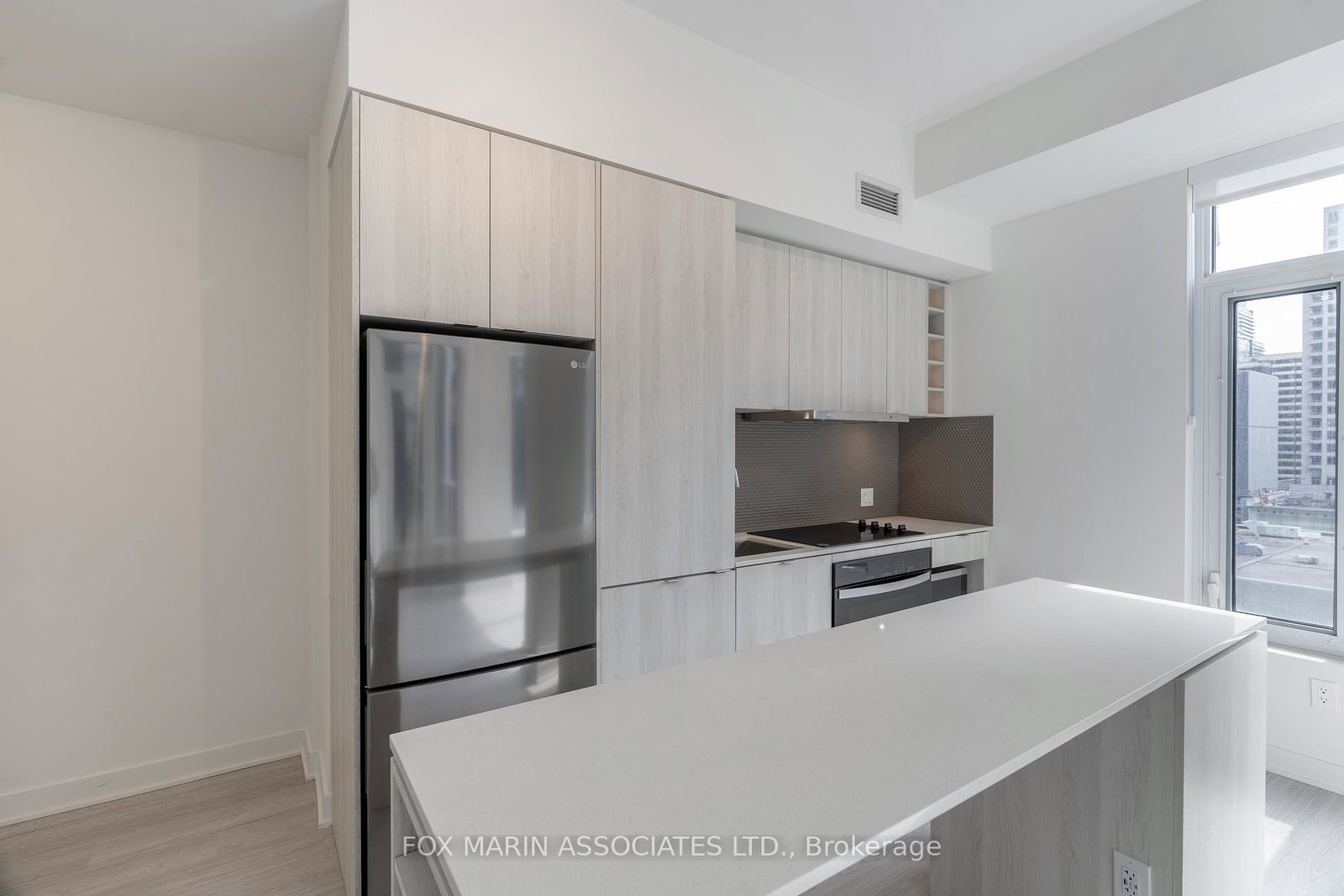 11-yorkville-avenue-toronto-ontario-c12968274