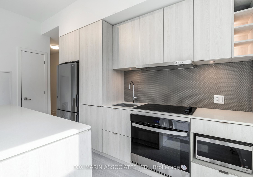 11-yorkville-avenue-toronto-ontario-c12968274