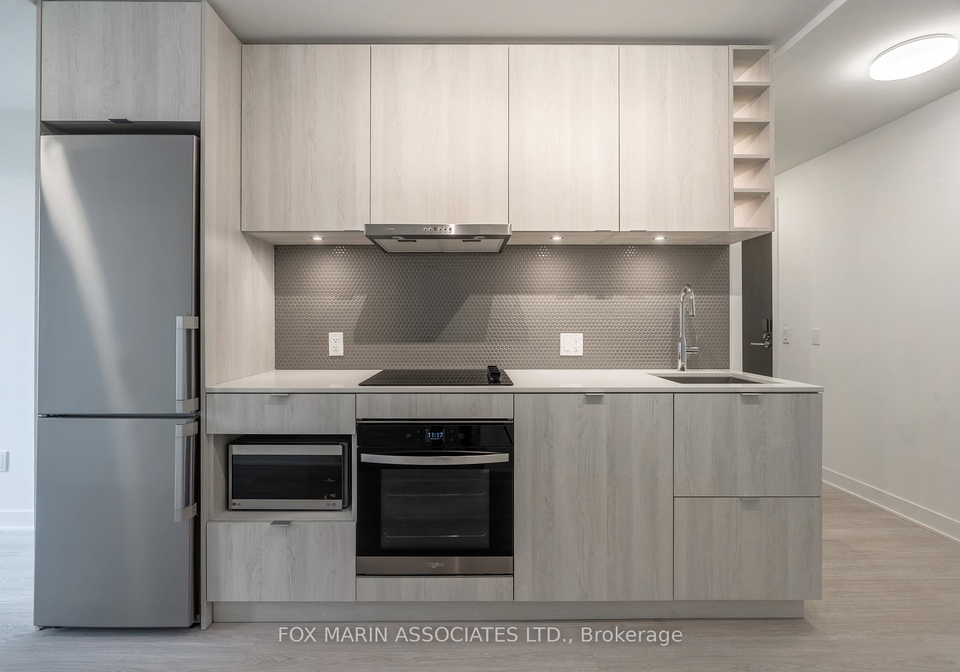 11-yorkville-avenue-toronto-ontario-c12968294