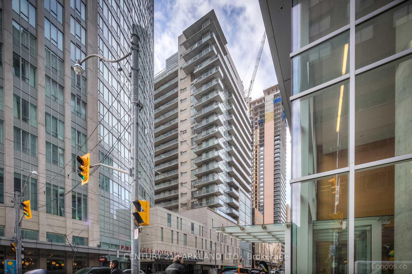 220-victoria-street-toronto-ontario-c12968332