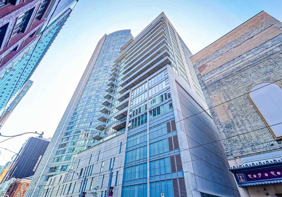220-victoria-street-toronto-ontario-c12968332