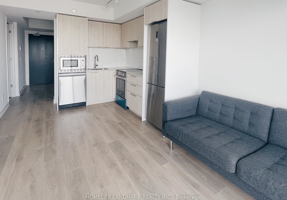 501-yonge-street-toronto-ontario-c12968480