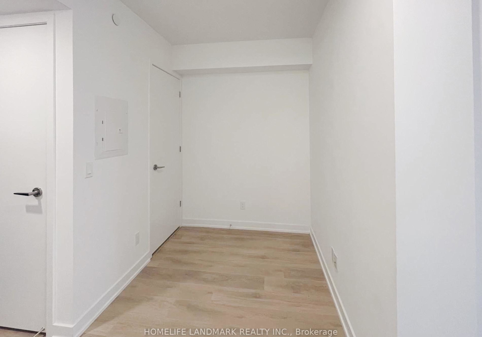 501-yonge-street-toronto-ontario-c12968480