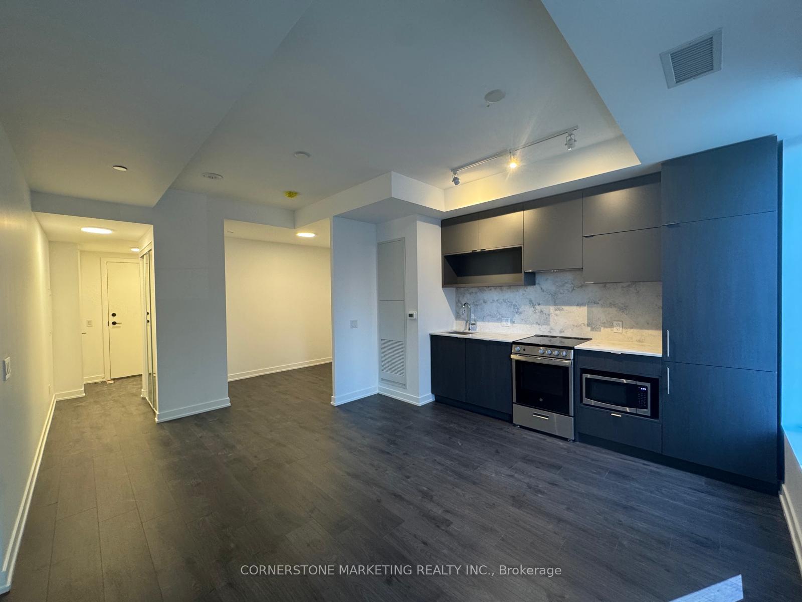 100-queen-street-e-toronto-ontario-c12968528