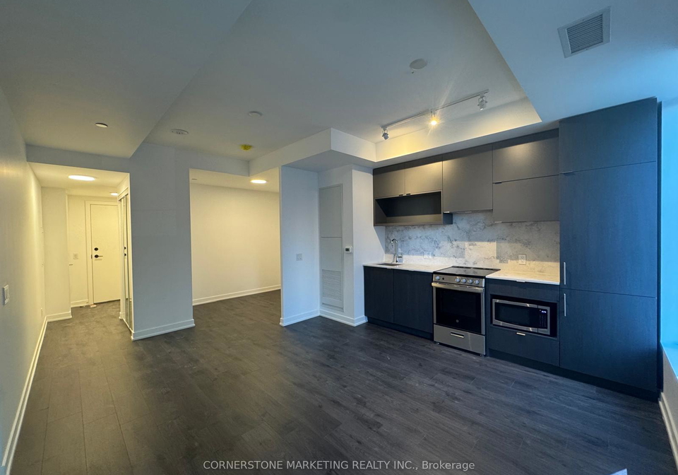 100-queen-street-e-toronto-ontario-c12968528