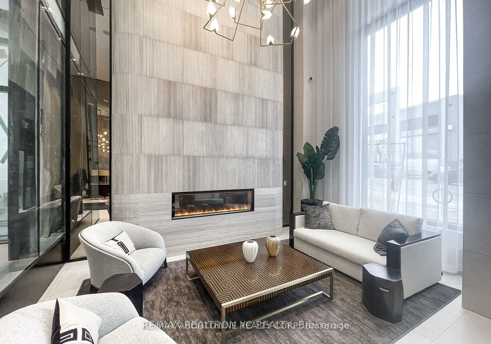 2020-bathurst-street-toronto-ontario-c12968554